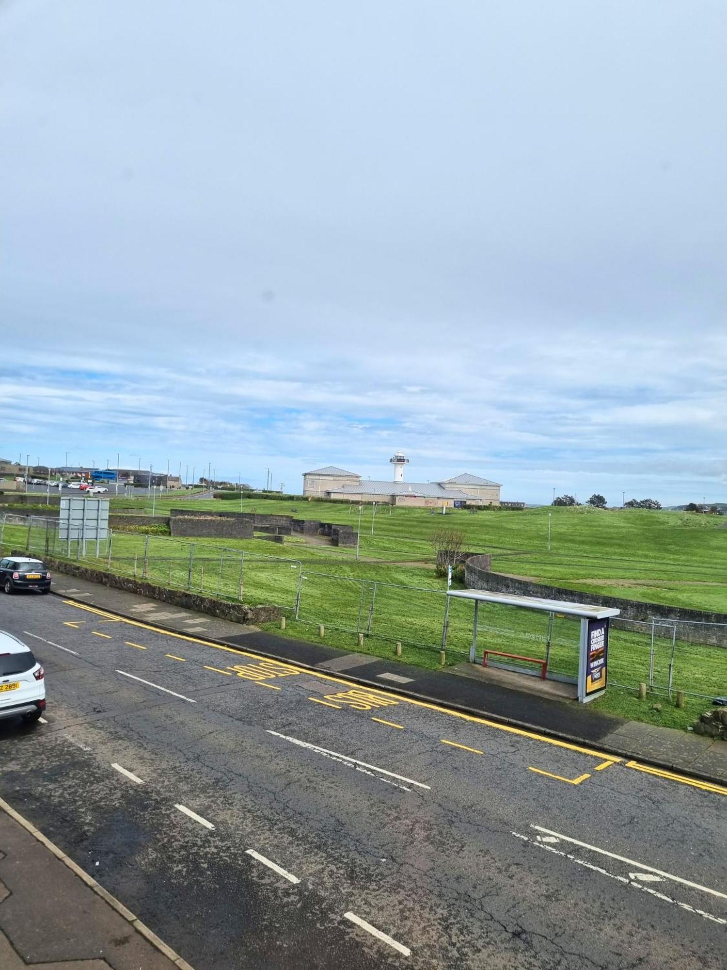 2 Dunluce Green - Portrush By The Sea Exteriör bild