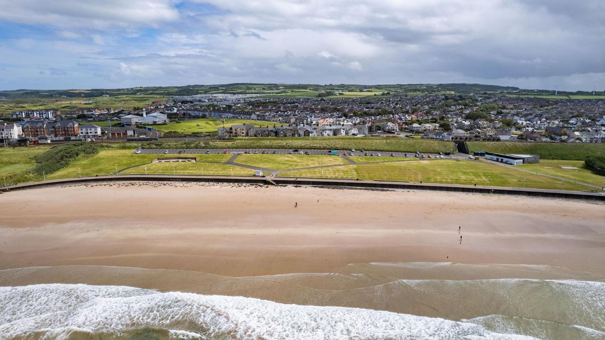 2 Dunluce Green - Portrush By The Sea Exteriör bild